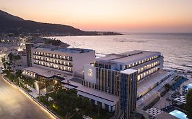 I Resort Beach Hotel&Spa